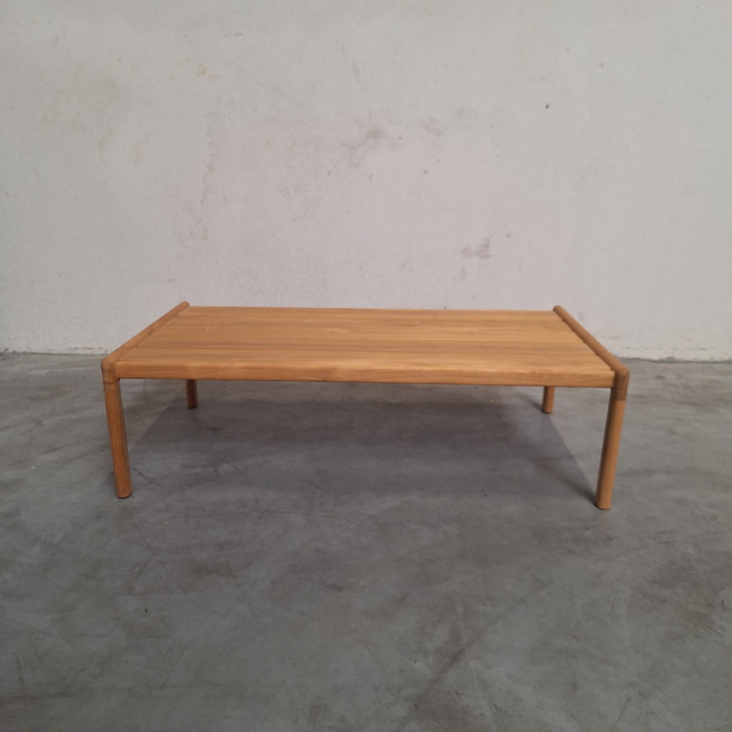 Jack outdoor coffee table