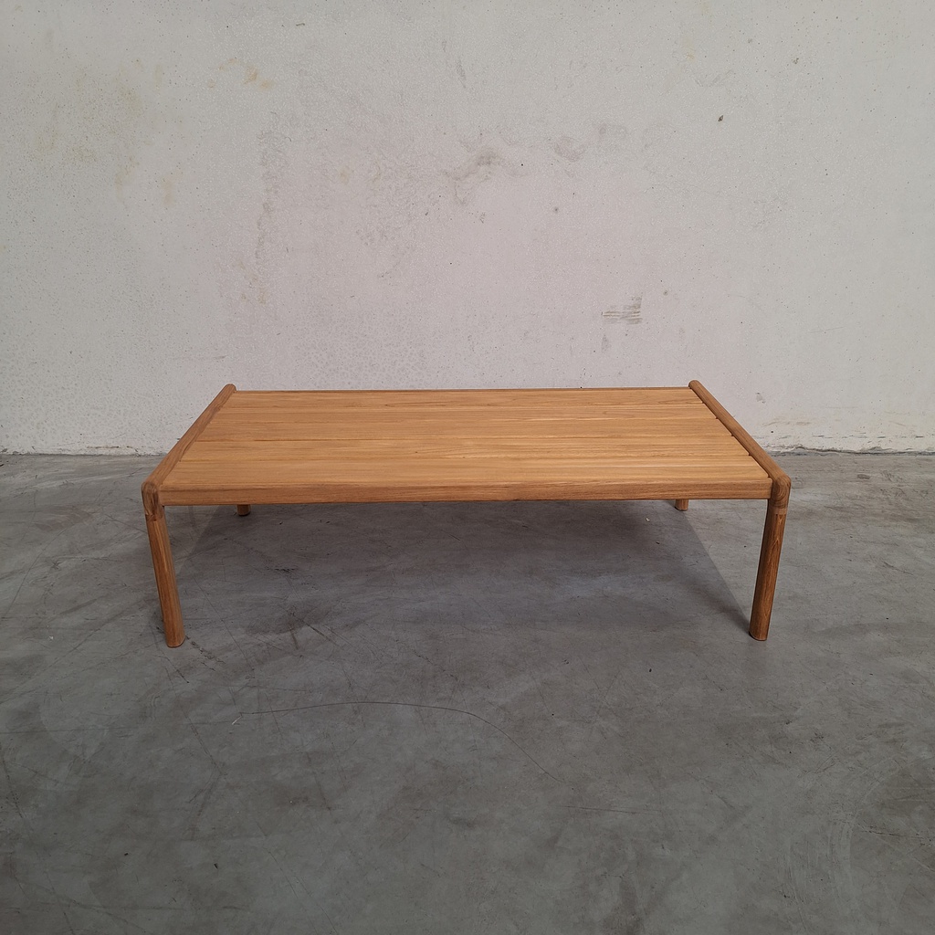 Jack outdoor coffee table