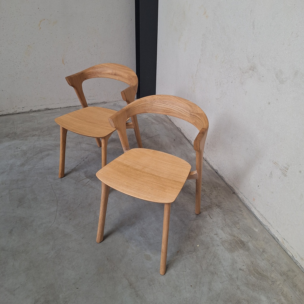 Set of 2 Bok dining chairs