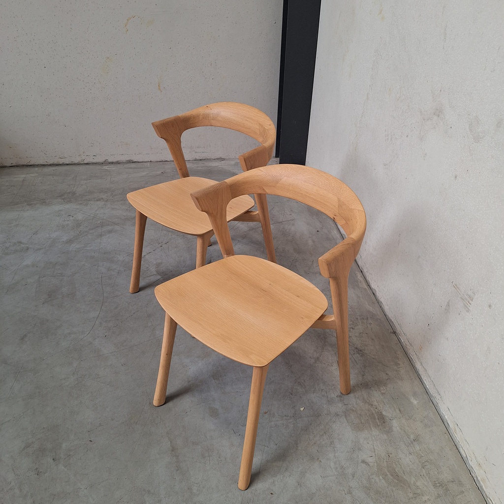 Set of 2 Bok dining chairs