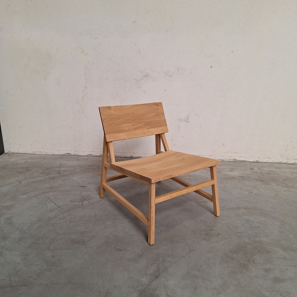 N2 lounge chair