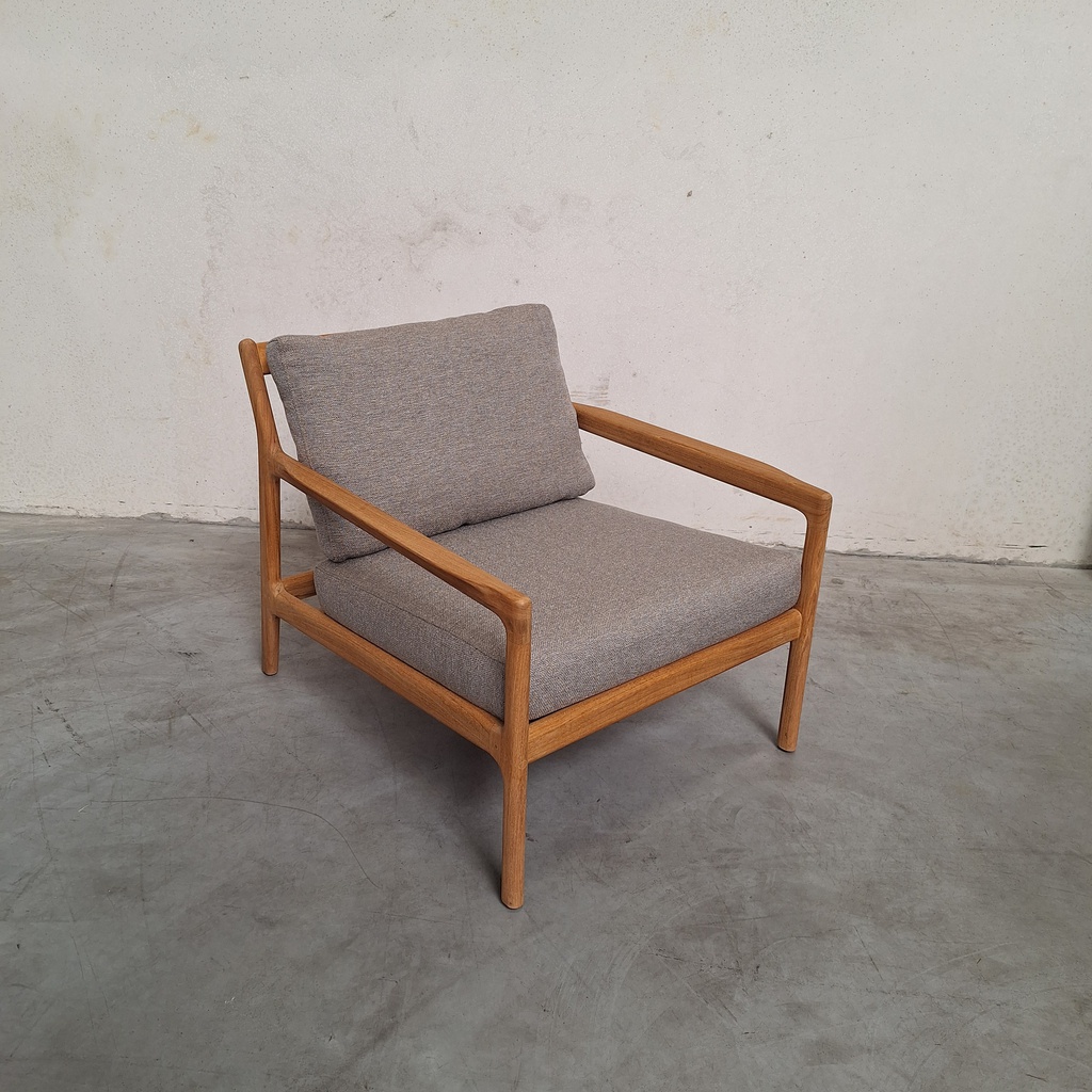 Jack outdoor lounge chair with cushion (Mocha)