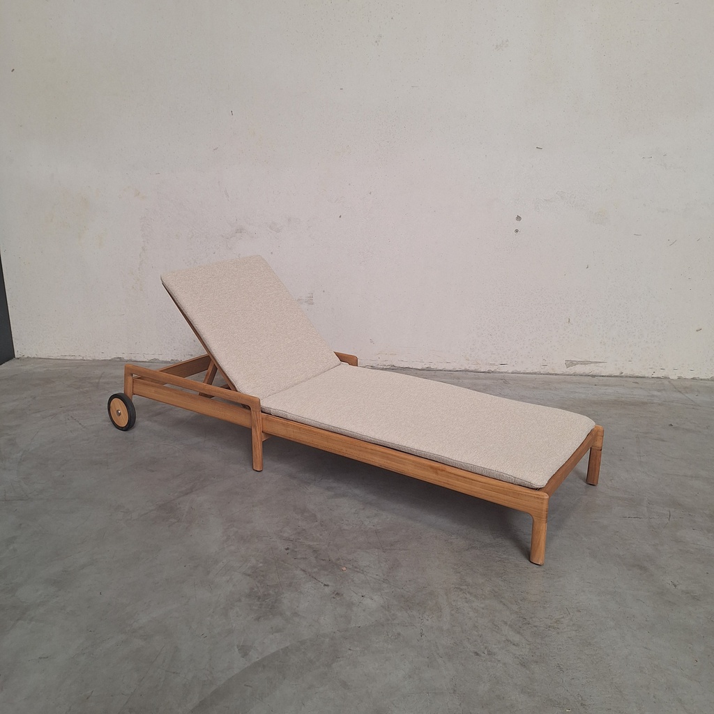 Jack outdoor adjustable lounger