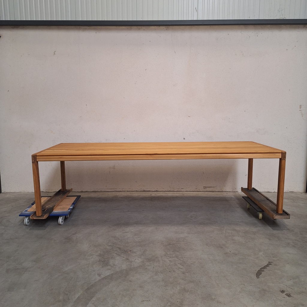 Jack outdoor dining table - 300 cm