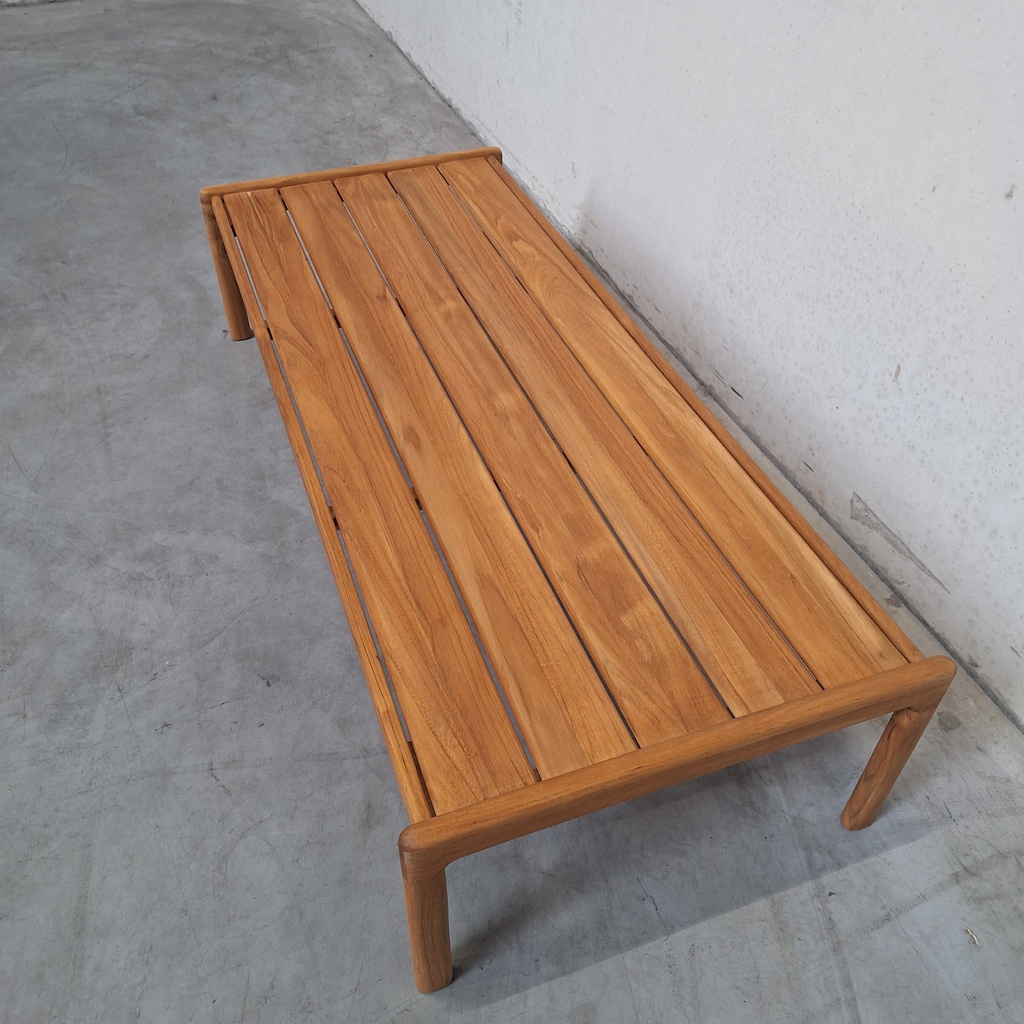 Jack outdoor coffee table