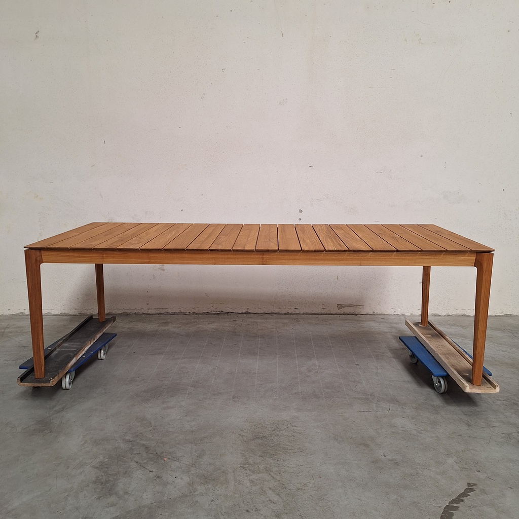 Bok outdoor dining table - 250cm