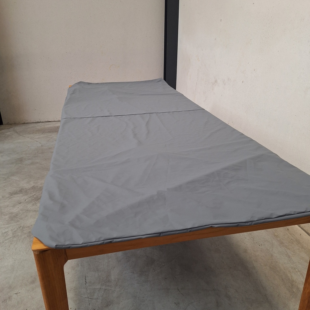 Raincover for Jack sofa - 3 seater