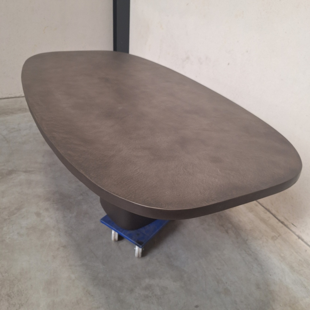 Canyon dining table - 230cm
