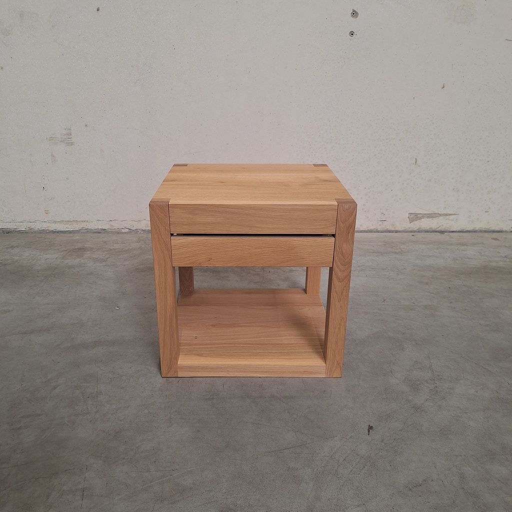 Azur bedside table