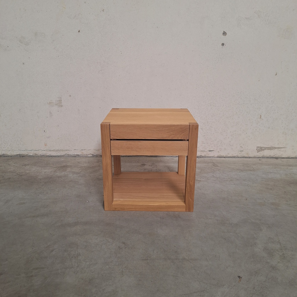 Azur bedside table