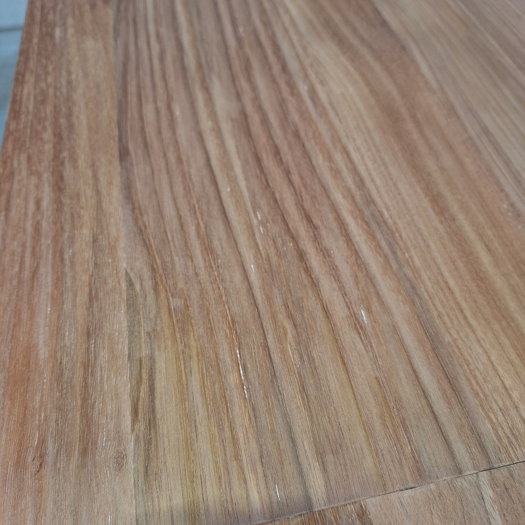 Bok extendable dining table