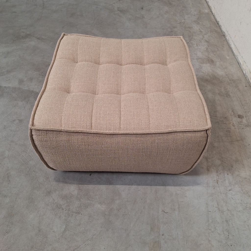 N701 footstool