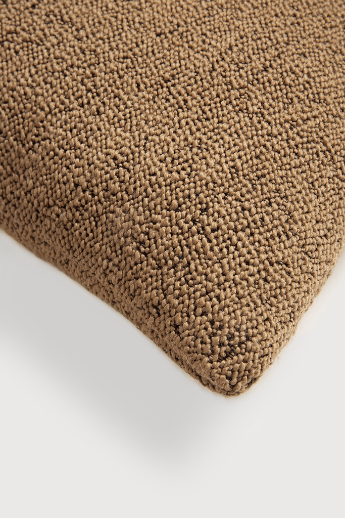 Nomad outdoor cushion TEMPLATE