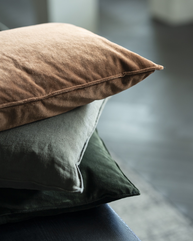 Velvet cushion TEMPLATE