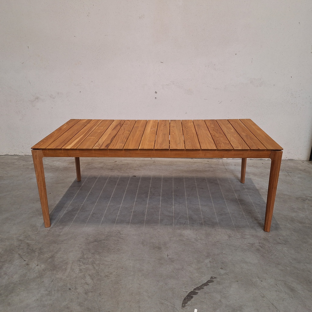 Bok outdoor dining table - 200cm