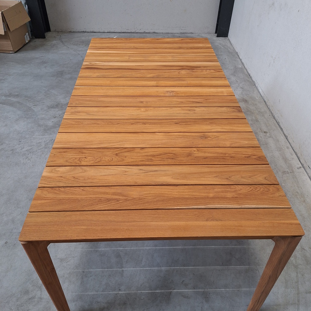 Bok outdoor dining table - 200cm
