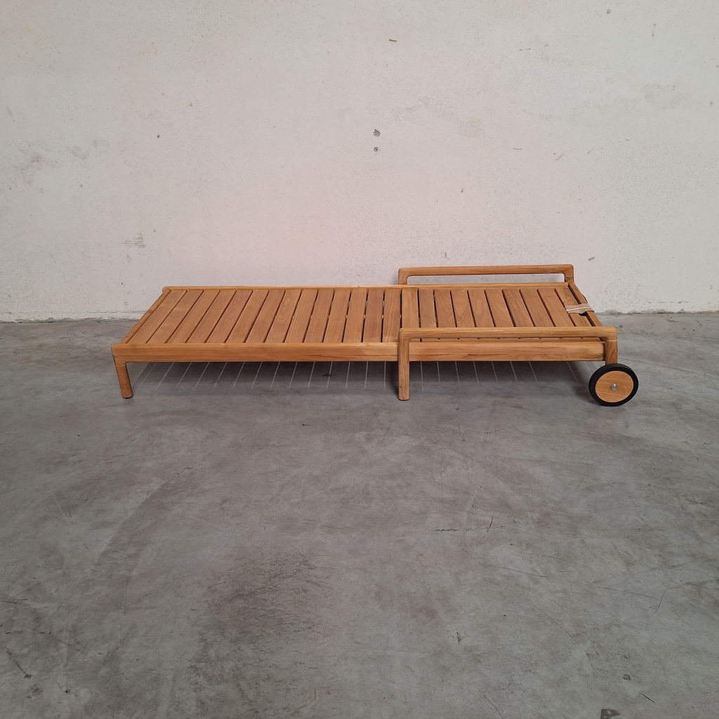 Jack outdoor adjustable lounger frame