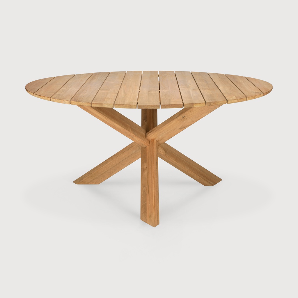 Circle outdoor dining table TEMPLATE