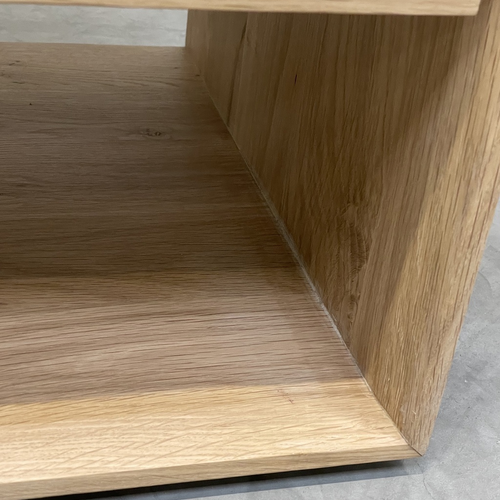 Nordic II bedside table