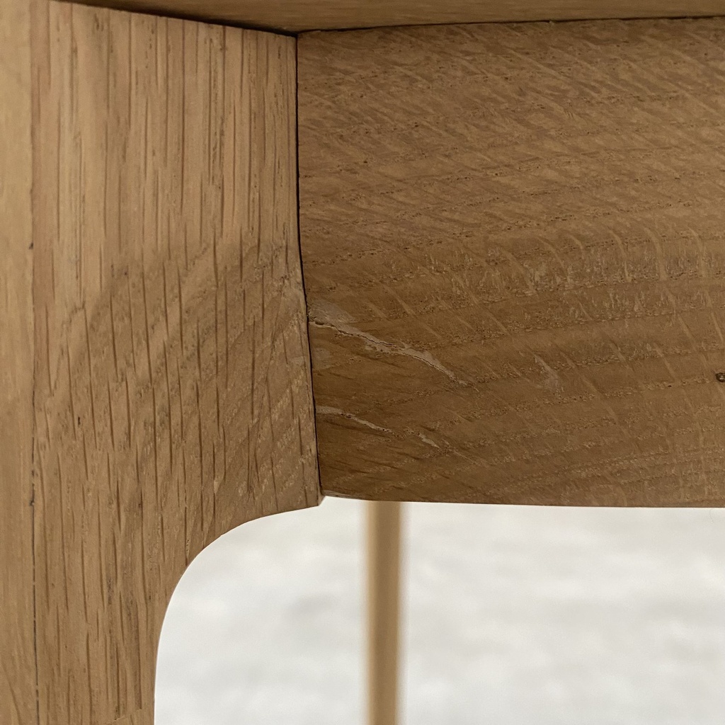 Bok dining table