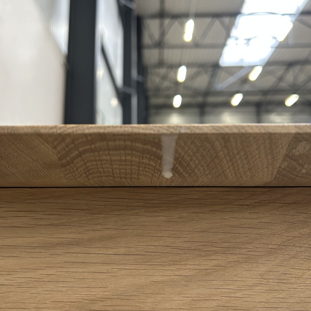 Slice dining table