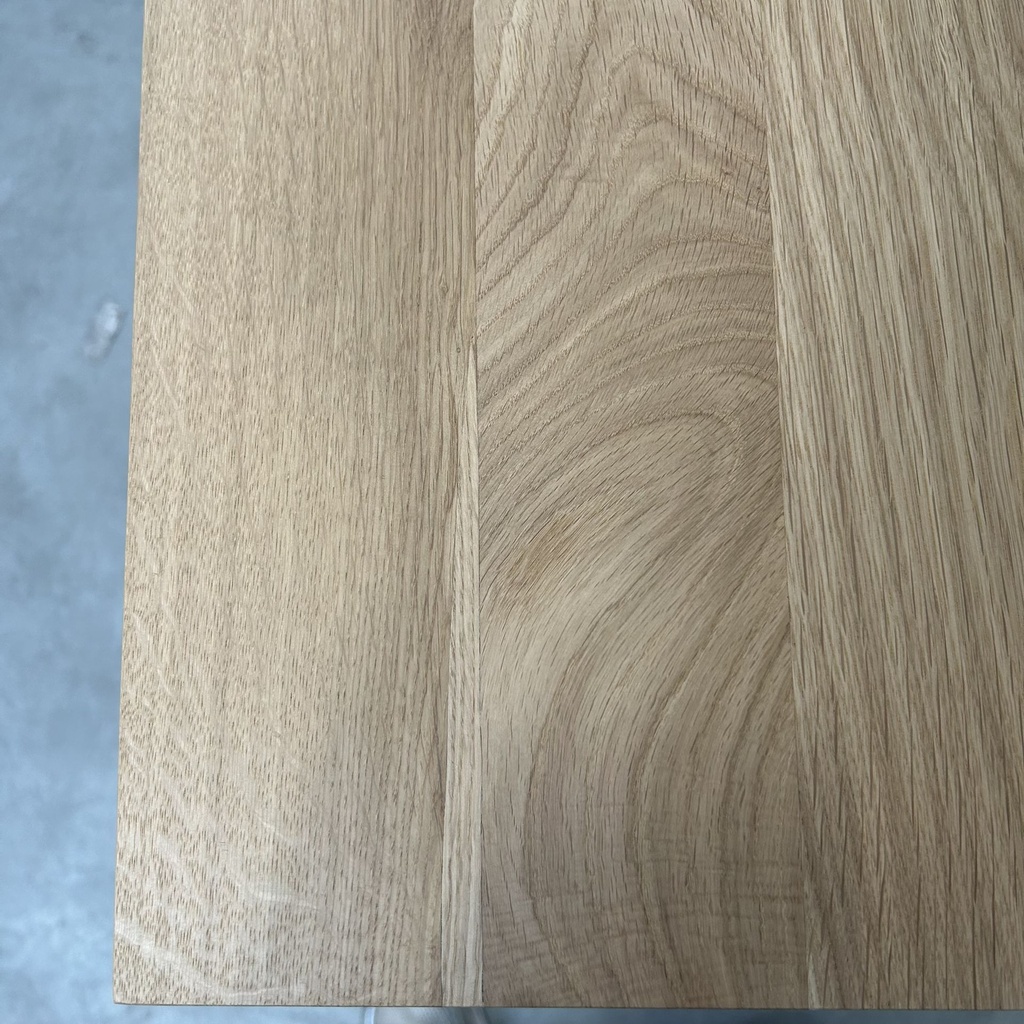 Slice dining table