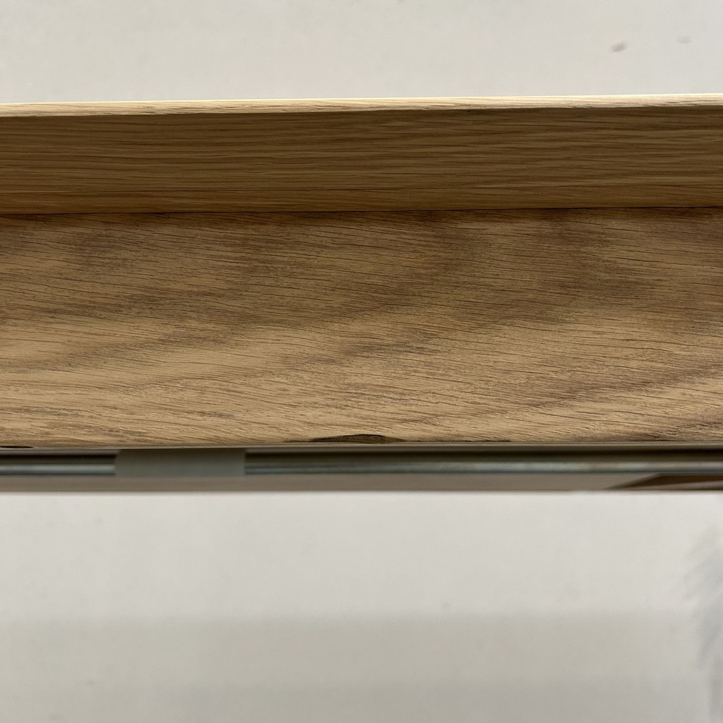 Slice extendable dining table