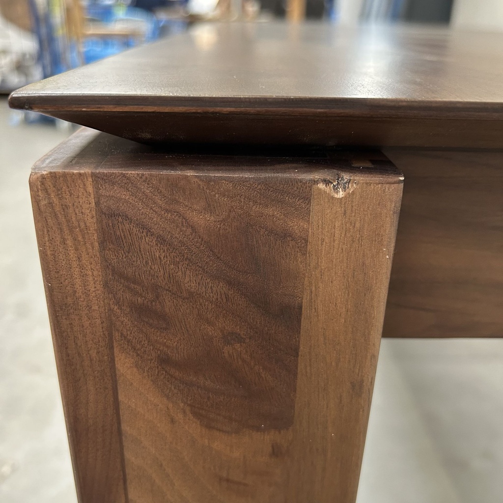 Slice extendable dining table legs