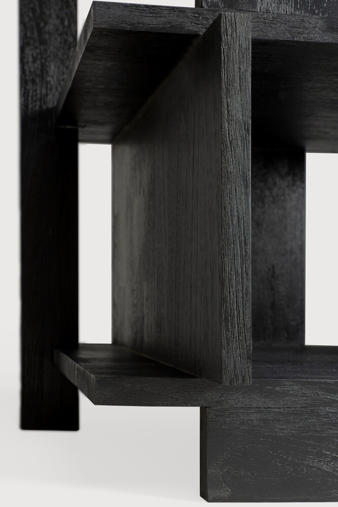 Abstract column