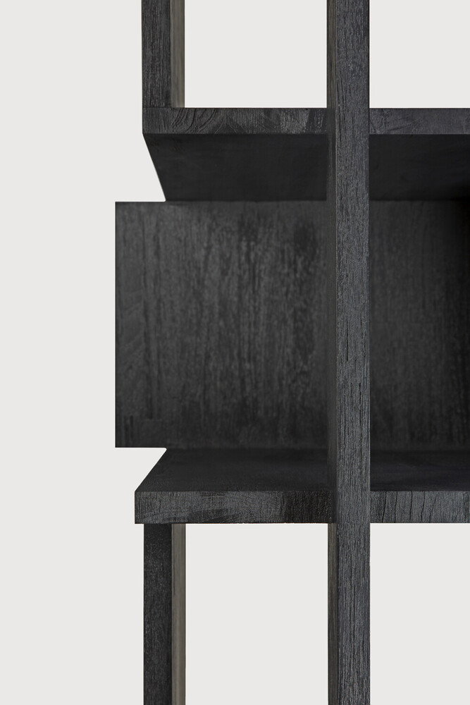 Abstract column