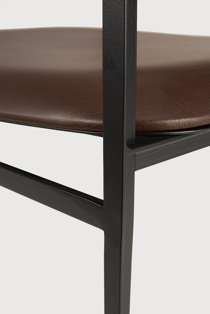 DC lounge chair