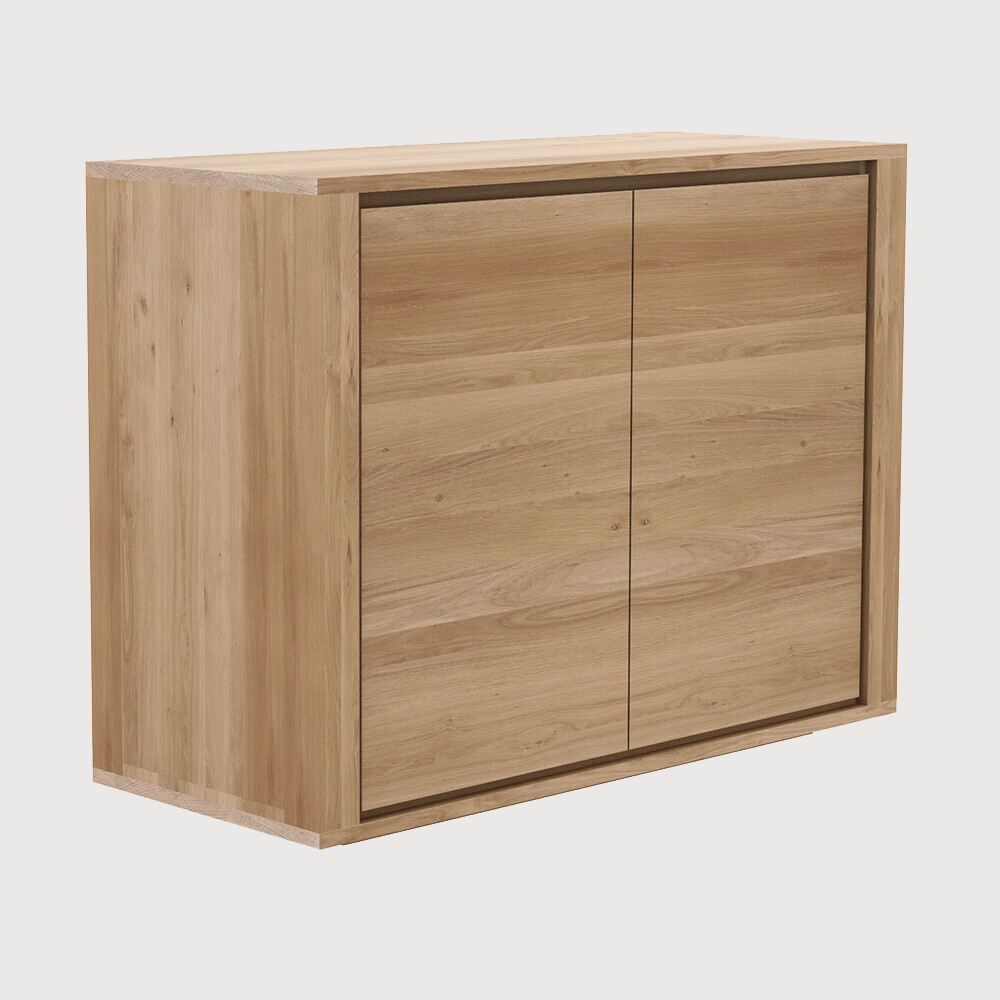Shadow sideboard