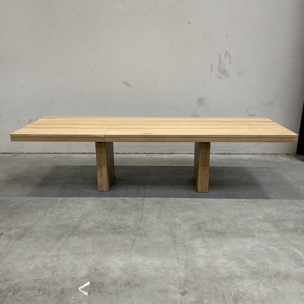 Double extendable dining table