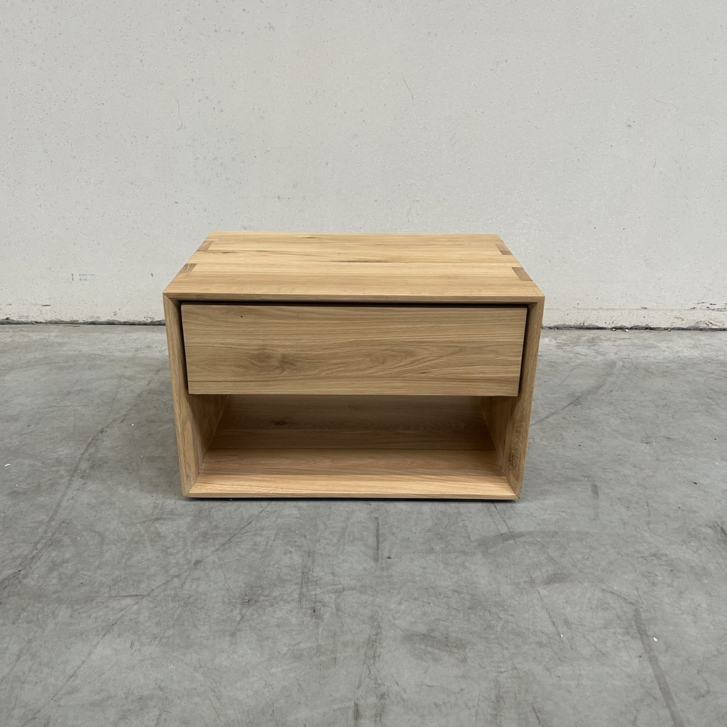 Nordic II bedside table