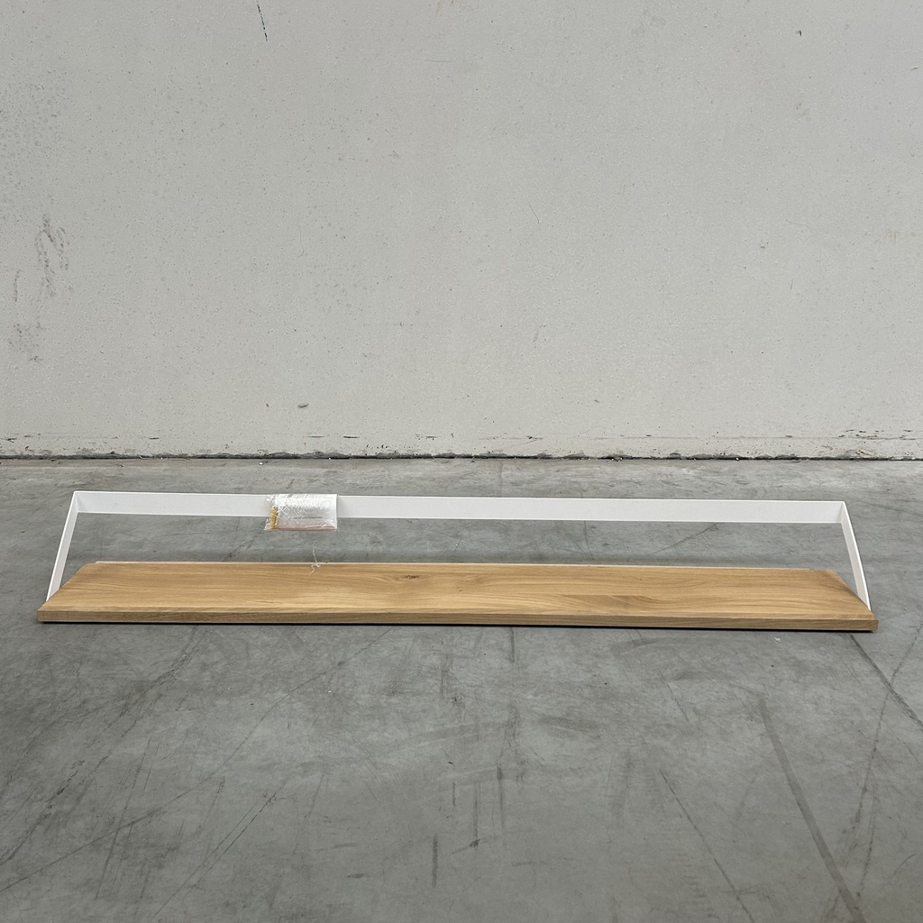 Ribbon shelf