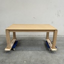 Slice extendable dining table