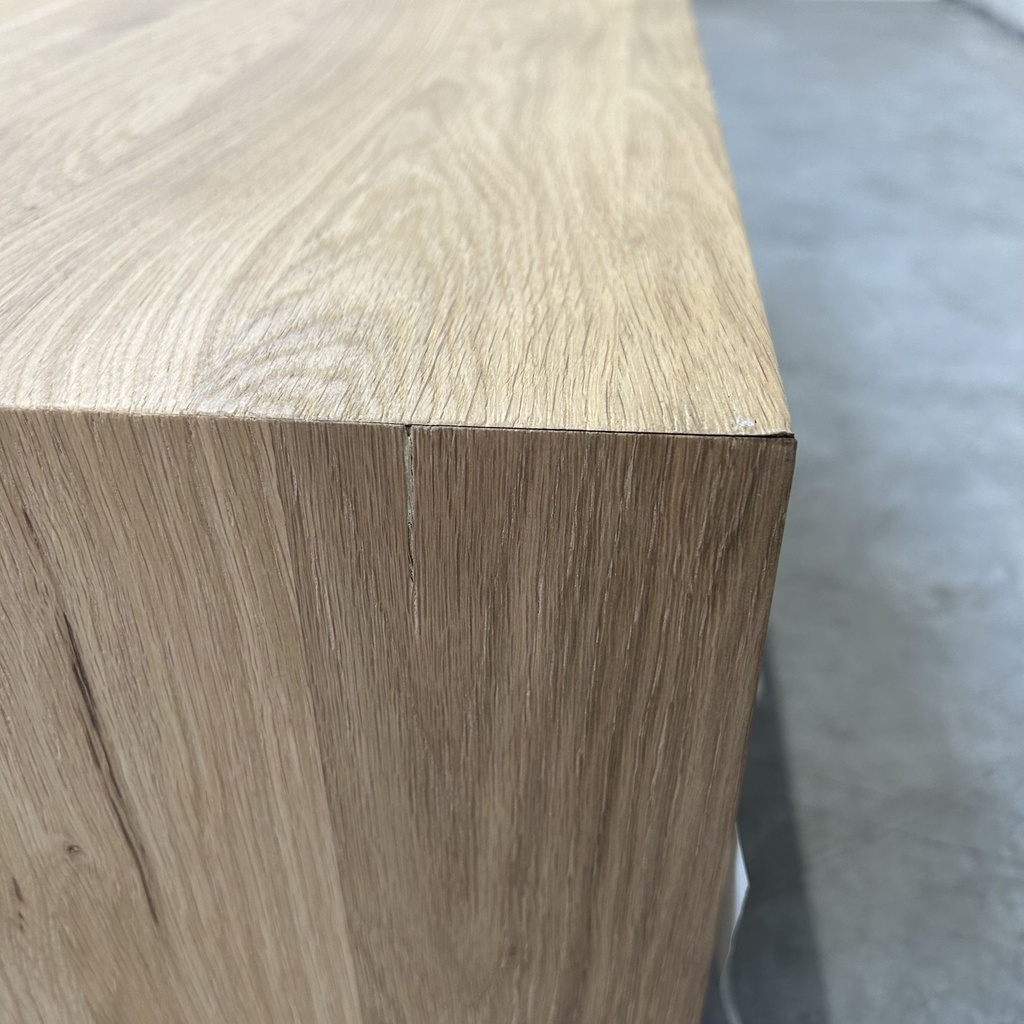 Madra bedside table