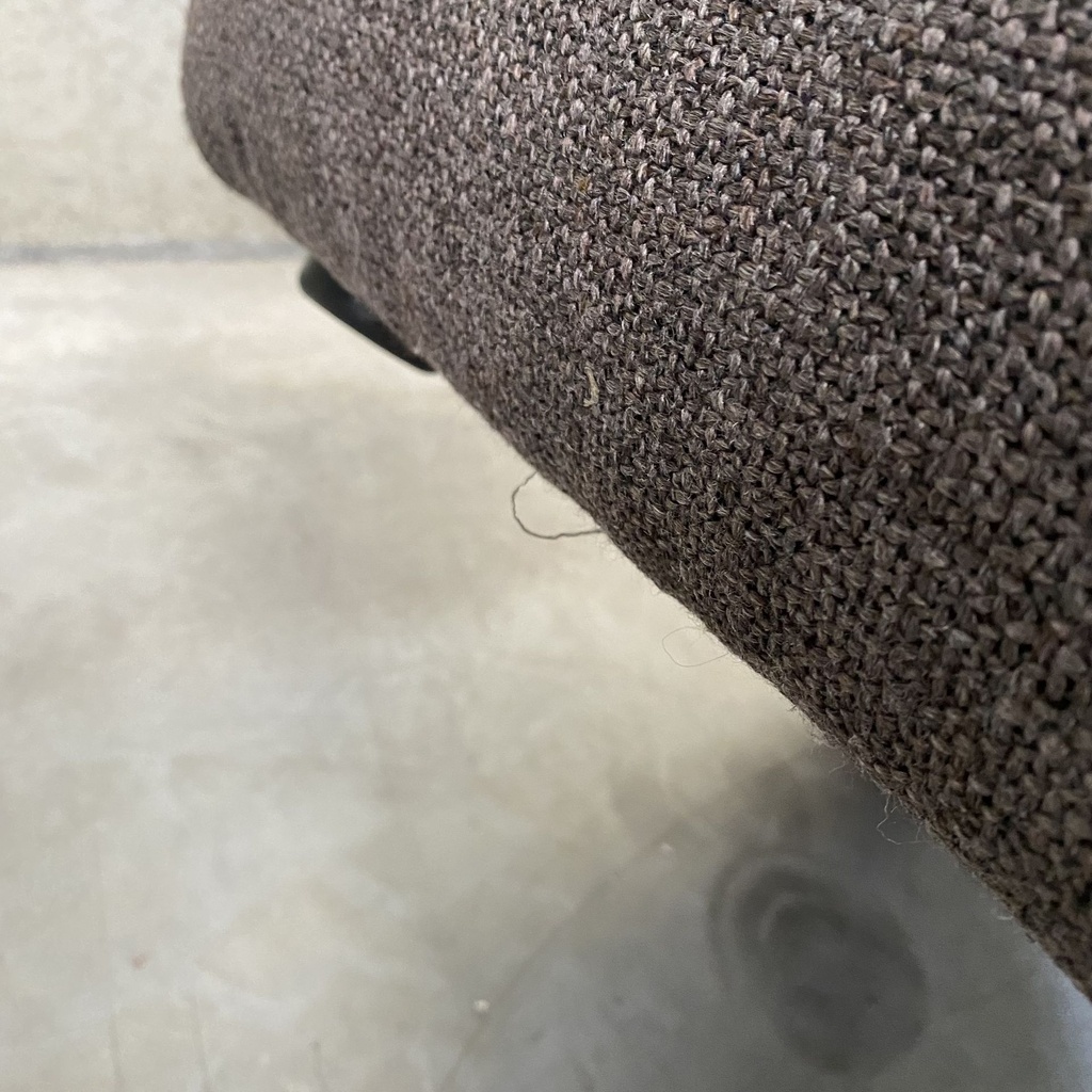 N701 footstool