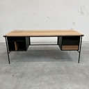 Oscar desk with drawers