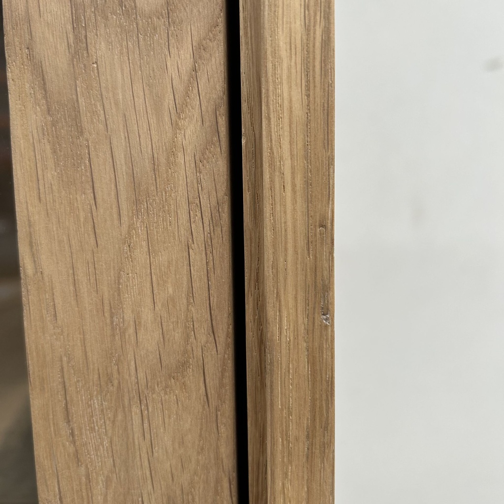 Wave cupboard