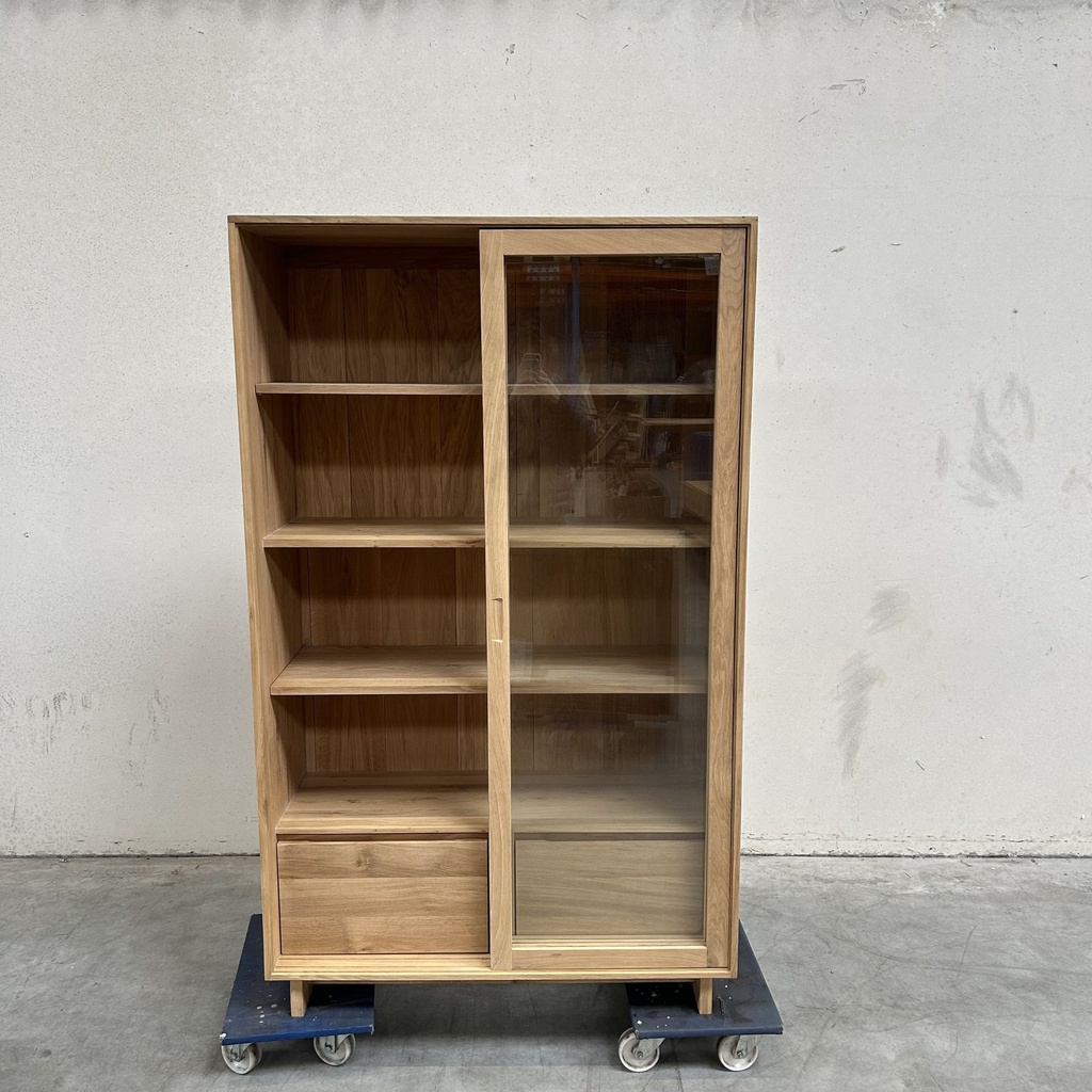 Wave cupboard