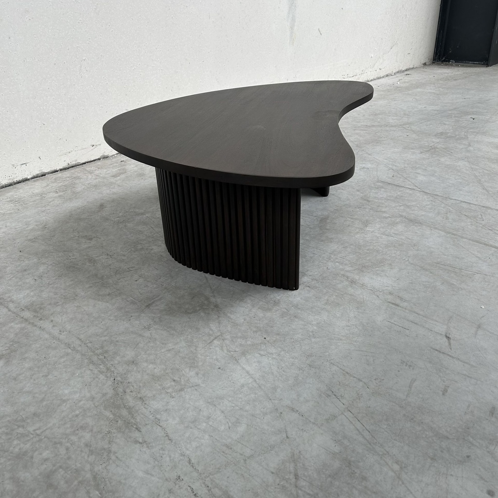 Boomerang coffee table