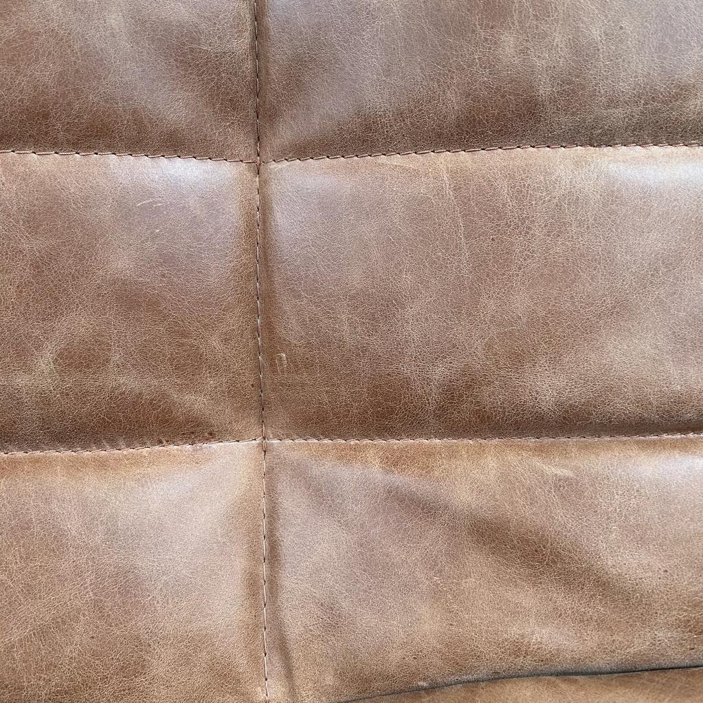 N701 sofa