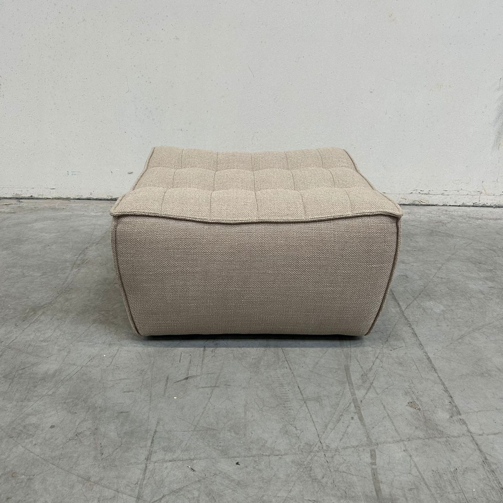 N701 footstool