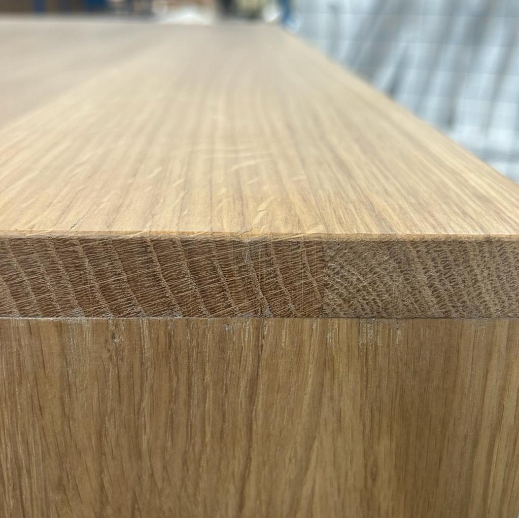 Wave desk