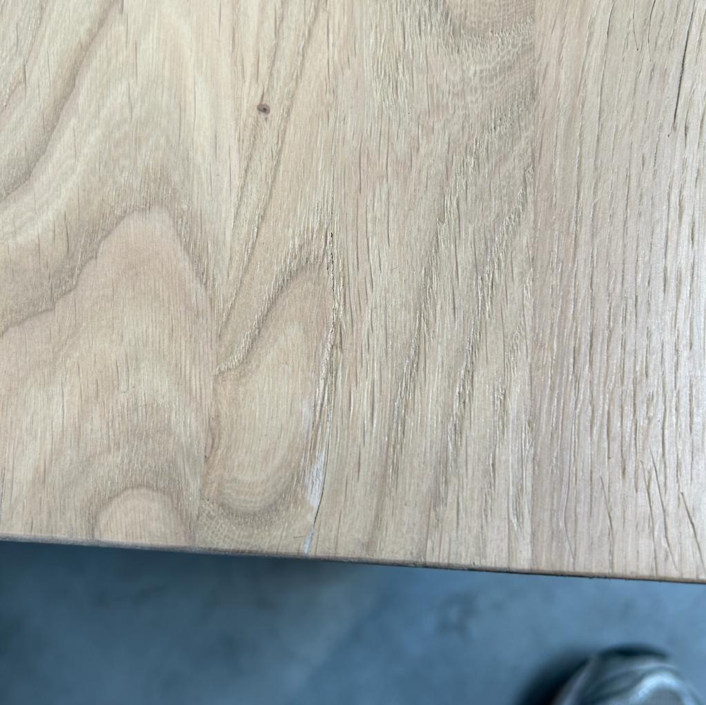 Madra bedside table