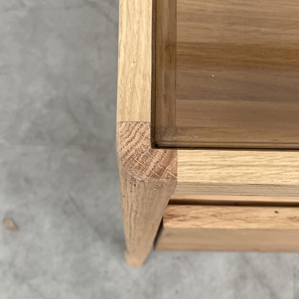 Spindle bedside table