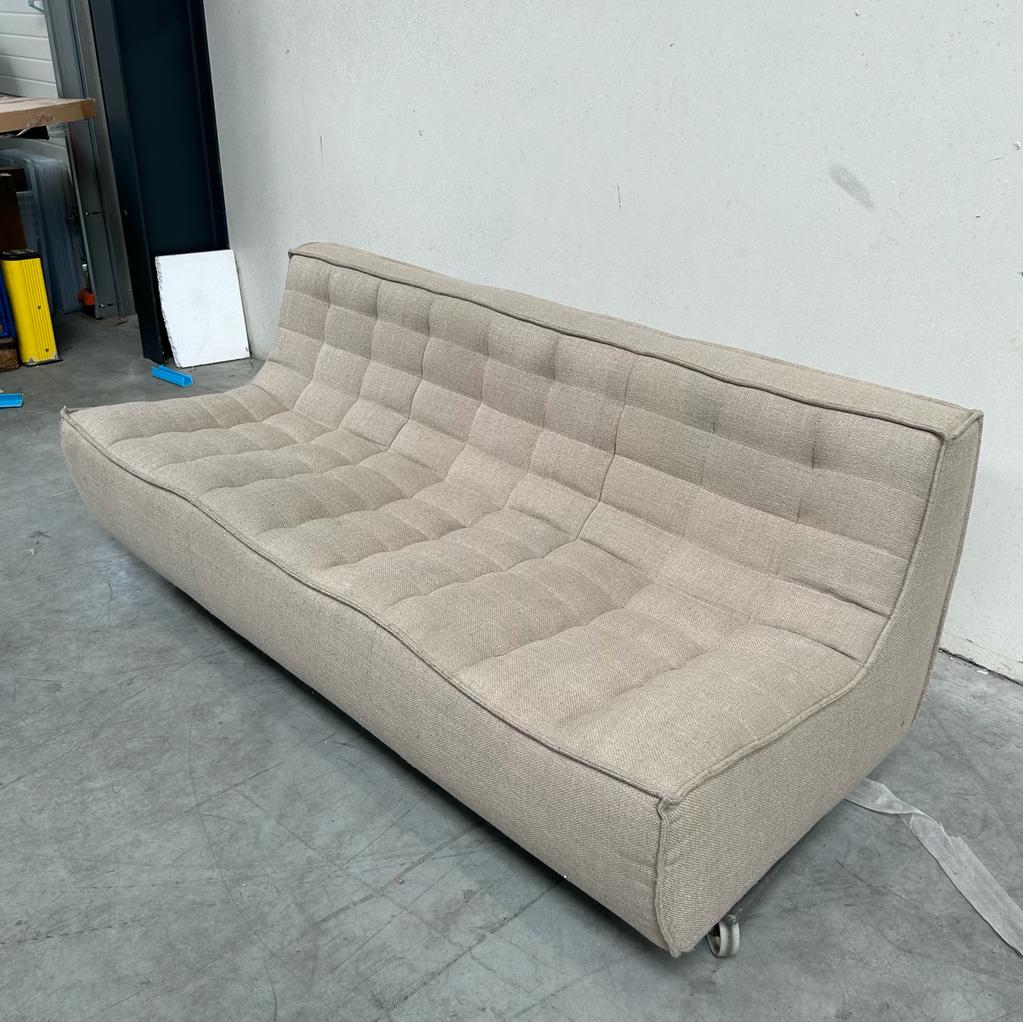 N701 sofa