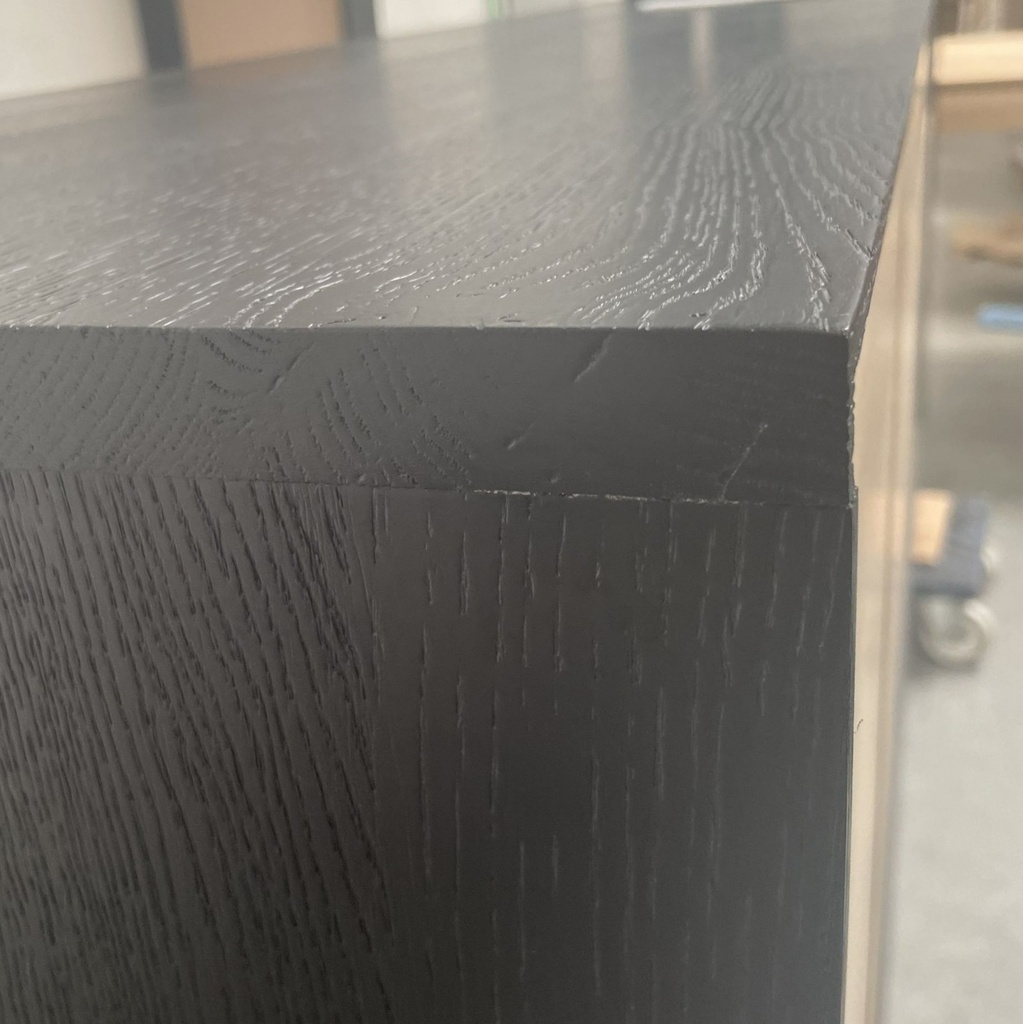 Blackbird sideboard