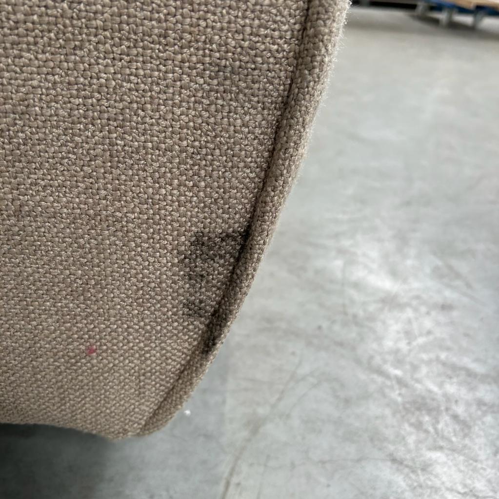 N701 sofa